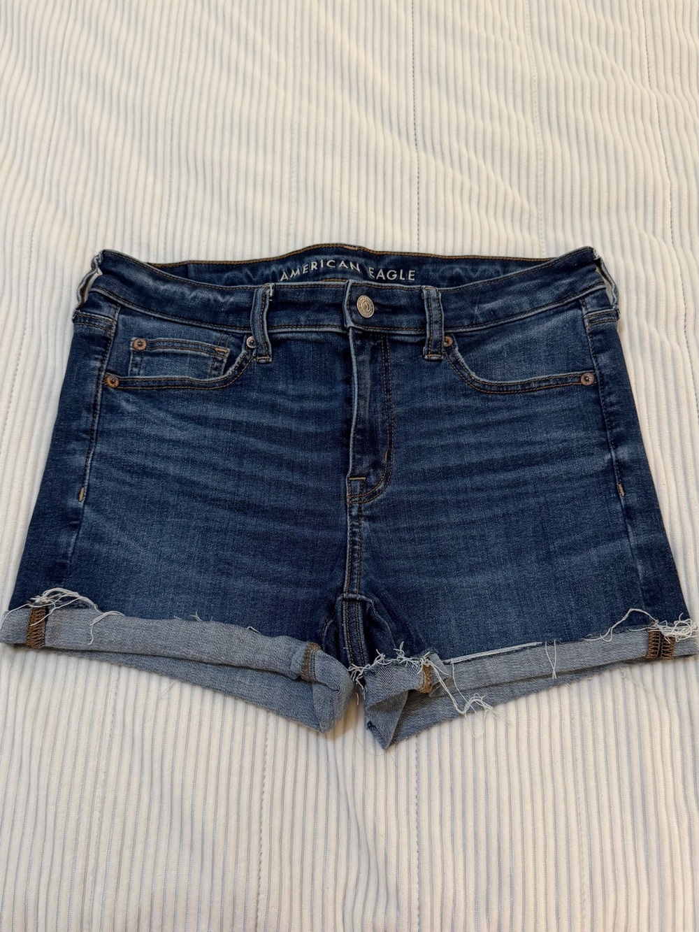 American Eagle Hi-Rise Shortie Short